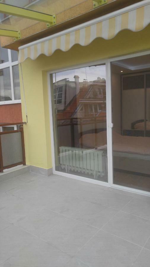 Modern Apartment Sofia Center Sófia Exterior foto