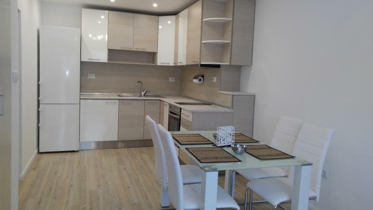Modern Apartment Sofia Center Sófia Exterior foto